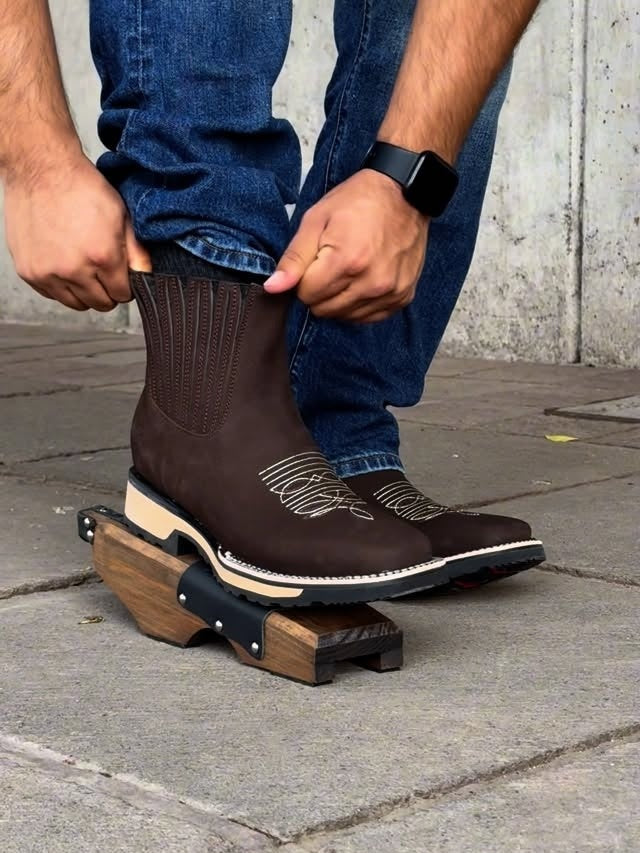 Men's Embroidered Western Cowboy Ankle Boots